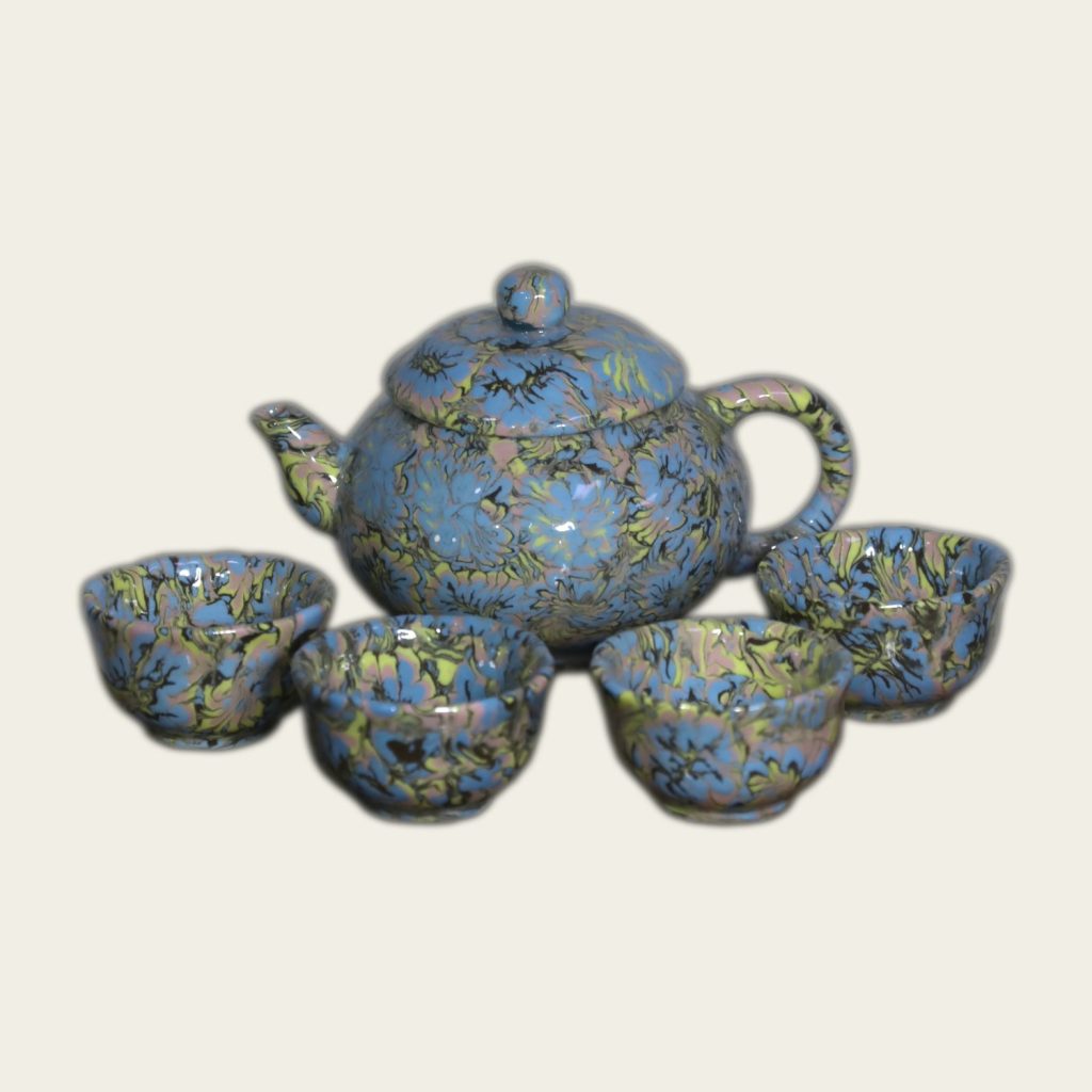 Teapot & Cups — Blue Floral